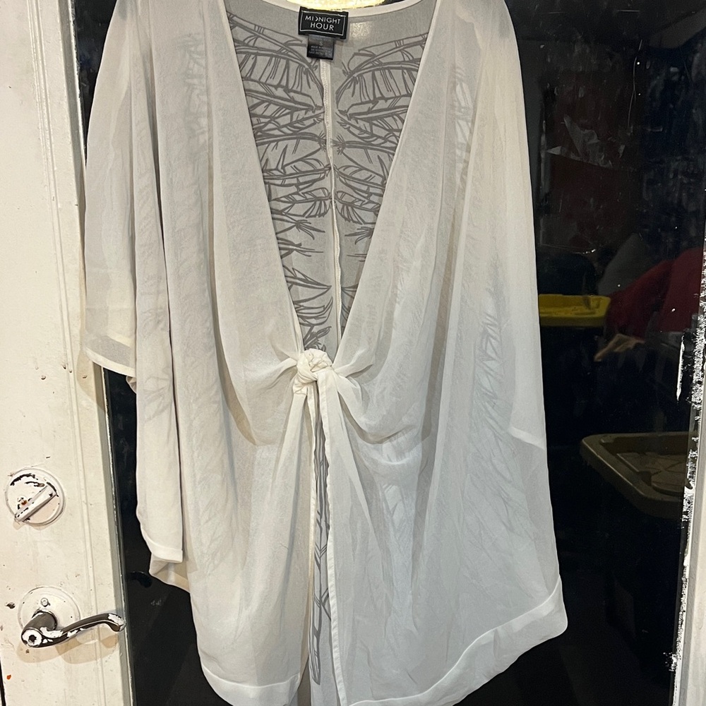 Elegant White Tie-Front Tunic